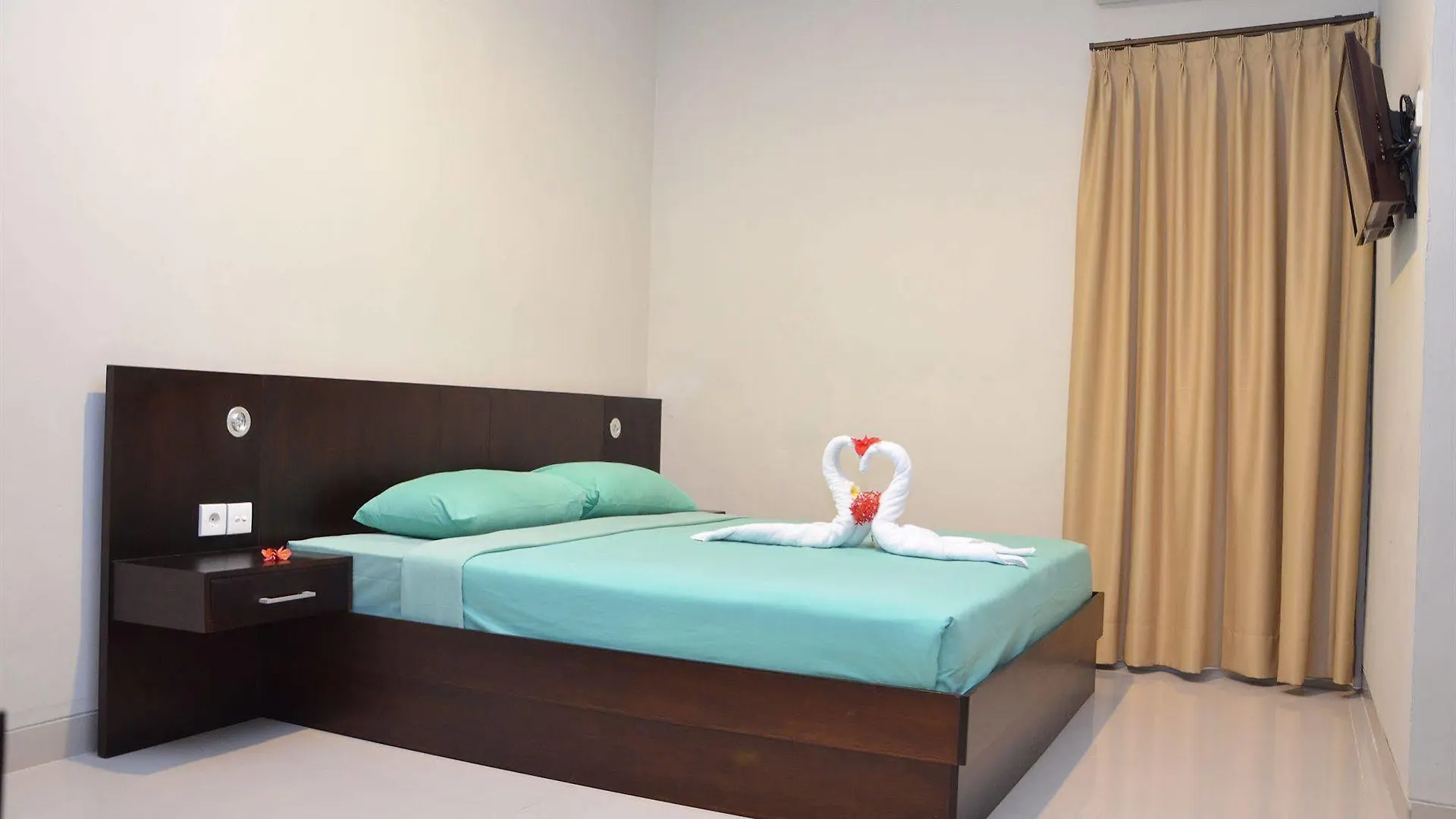 New Garden View Resort - CHSE Certified Legian 4*,