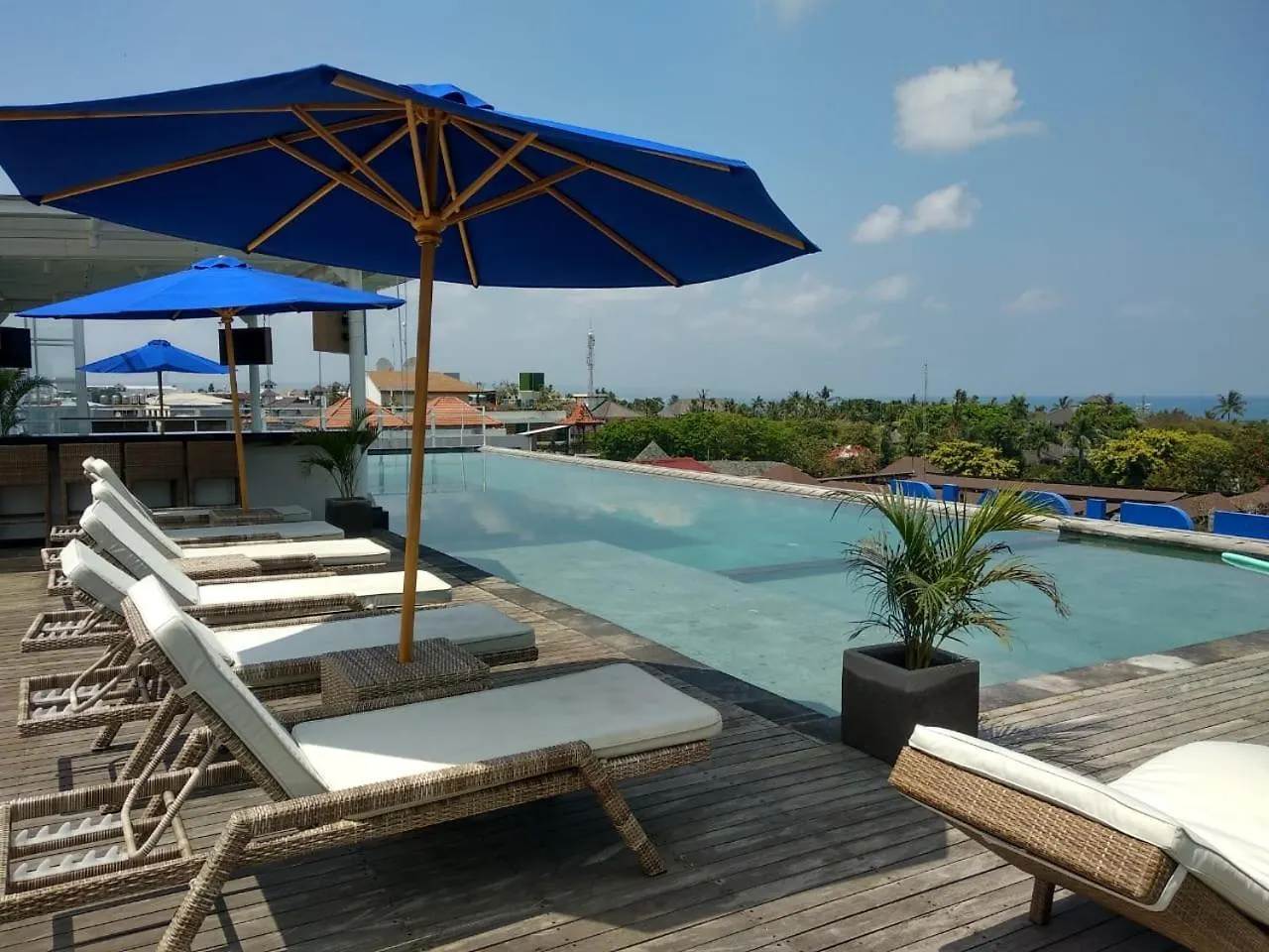 Hotel New Garden View Resort - CHSE Certified Legian