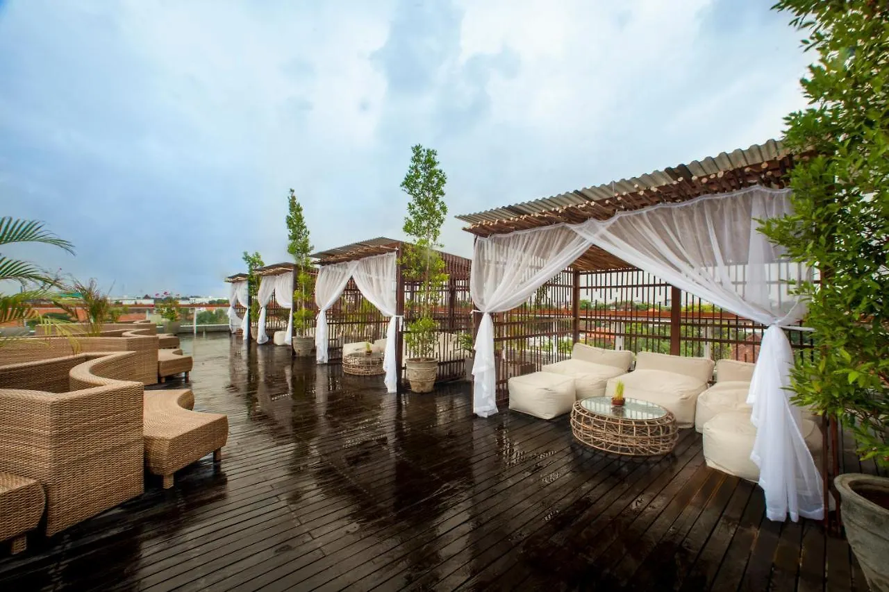 Hotel New Garden View Resort - CHSE Certified Legian